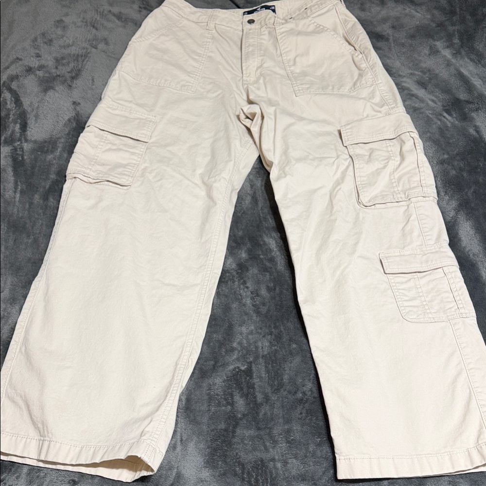 Hollister Men's Light Tan Cargo Pants